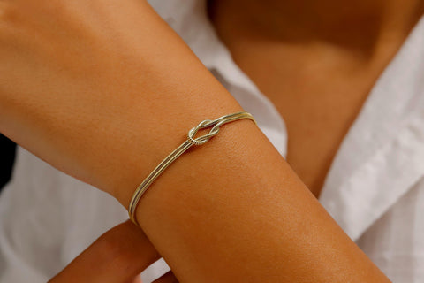 925 Sterling Silver Love Knot Bracelet Elegant Timeless Women Jewelry